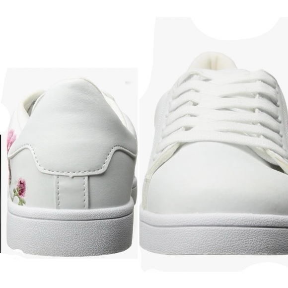 🆕 Floral Embroidered Sneaker - Picture 10 of 12